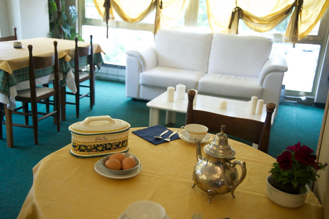 Hotel Dell' Olmo Ormea エクステリア 写真